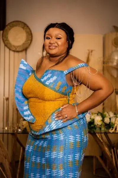 Ines Mputu